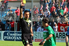 Calcio-Lecco-Piacenza-2016-Daniele-Rutella-ammonizione-Di-Cecco