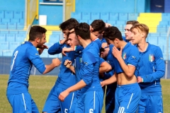 Under-18-Italia-Svizzera-Esultanza