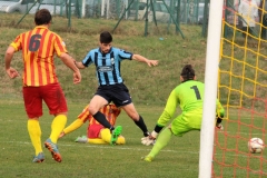 Bugno contrastato in area