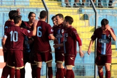 Calcio-Lecco-Olginatese-2016-Abbraccio-Gol