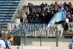 Seregno-Calcio-Lecco-2016-Striscione-Colpevoli