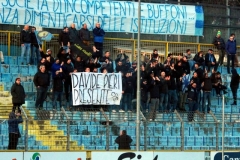 Calcio-Lecco-Darfo-Boario-2016-Striscione-Davide-Pieri