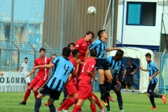 Calcio-Lecco-Monza-2016-Colpo-di-testa