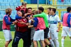 Calcio Lecco Pergolettese 2017 Abbraccio Squadra