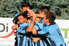 Scanzorosciate-Calcio-Lecco-2016-Abbraccio