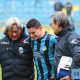 Il volto sofferente di Andrea Compagnone, costretto ad uscire dal campo durante Lecco-Ciliverghe