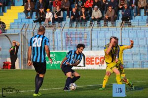 Francesco Luoni in azione contro il Trento, gara in cui ha anche segnato