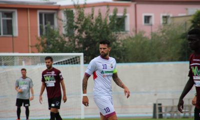 Capitan Isella impegnato coi suoi contro il Milano City (foto di Rodolfo Rizzi)